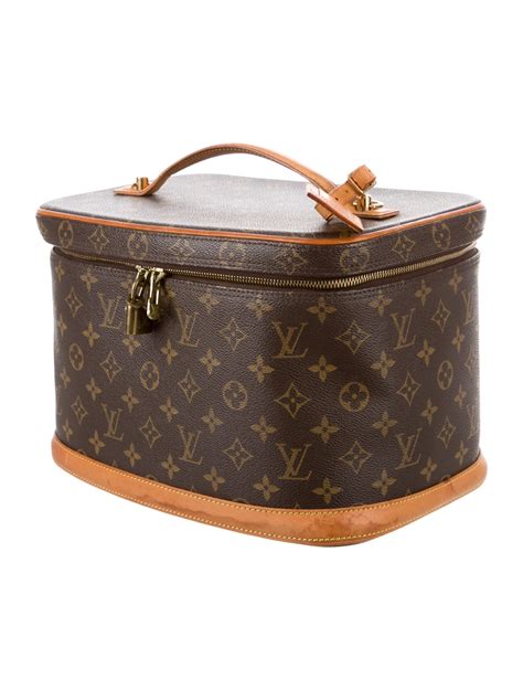 louis vuitton makeup bag au|Louis Vuitton hard makeup case.